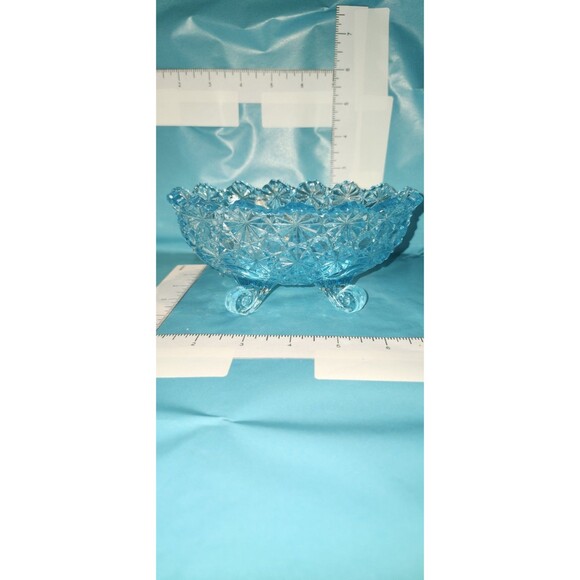Vintage Blue Daisy & Button Pressed Glass Footed Bowl 3-Leg 6.5" Retro - Picture 10 of 11